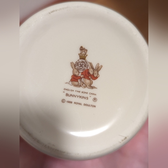 Royal Doulton Bunnykins Mug with Double Handles - Picture 5 of 5